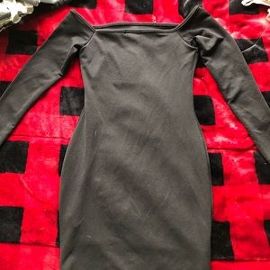 PLT NO SHOULDER DRESS